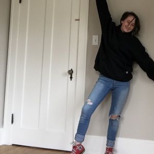 Meet your Posher, Elizabeth